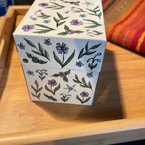 Family Circle metal recipe box - Picture 5 of 14